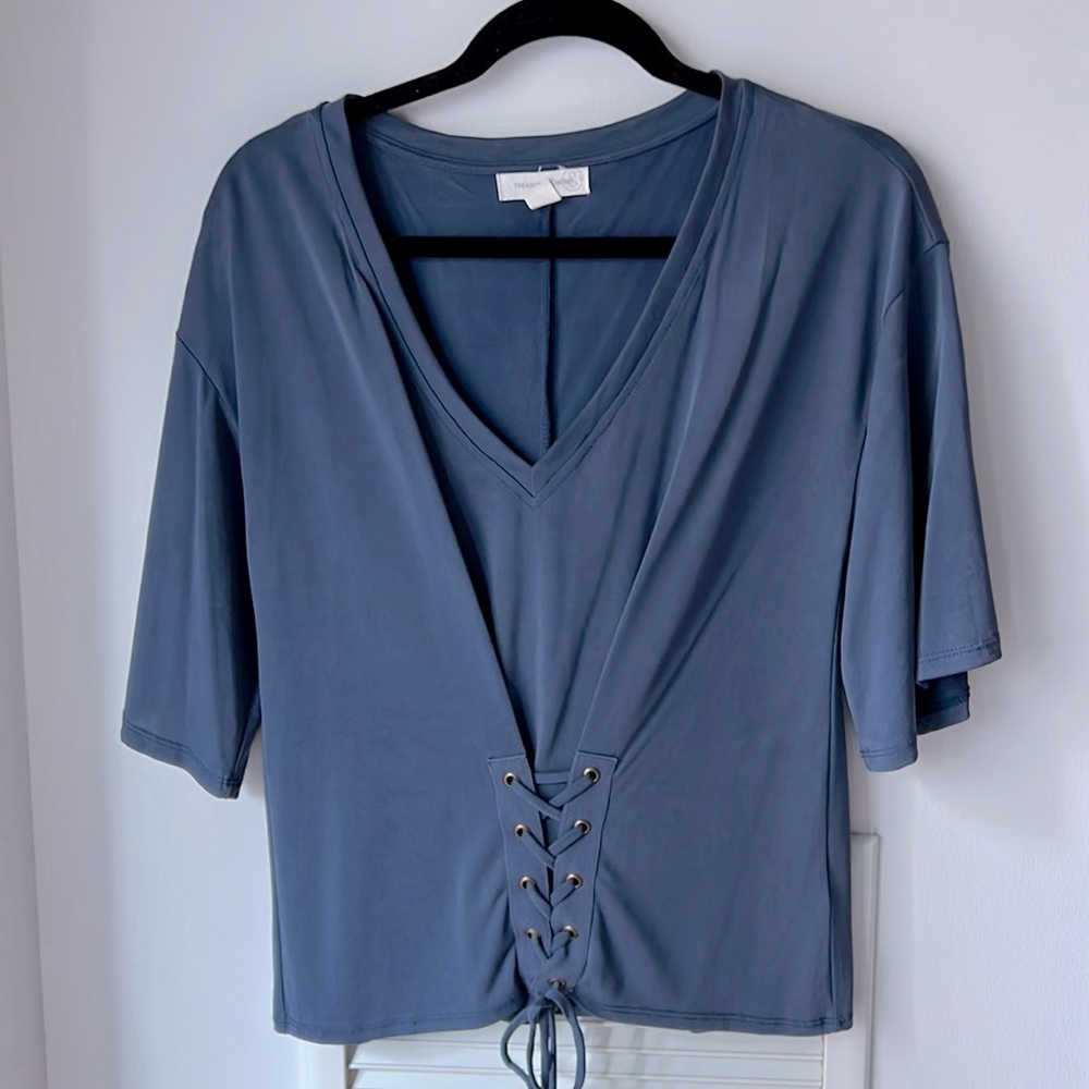 Treasure & Bond Top